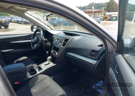 2011 Subaru Outback 2.5I z USA, uszkodzony, nr VIN 4S4BRBAC0B3376228